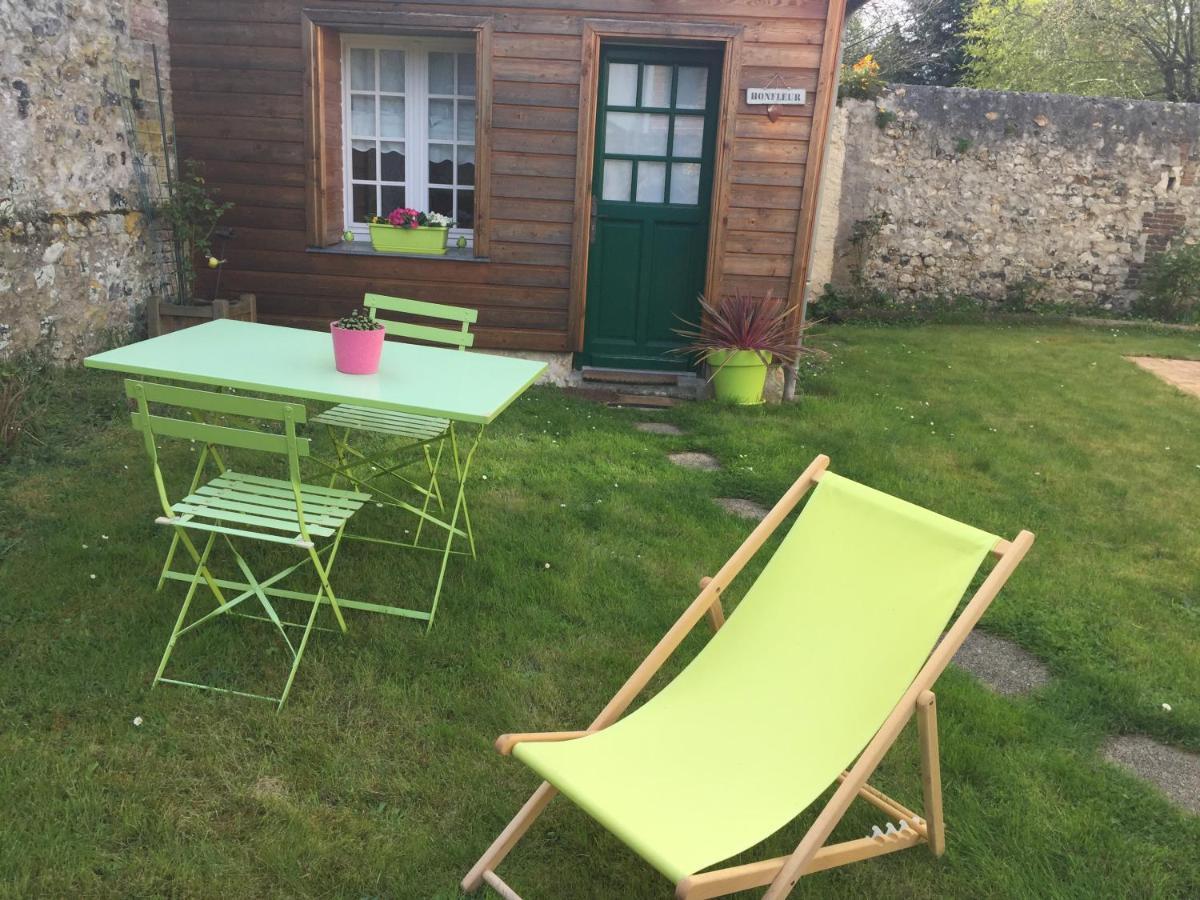 Honfleur A Deux Bed & Breakfast ภายนอก รูปภาพ